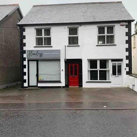 Newly Refurbished Village Flat Cullybackey Exterior photo